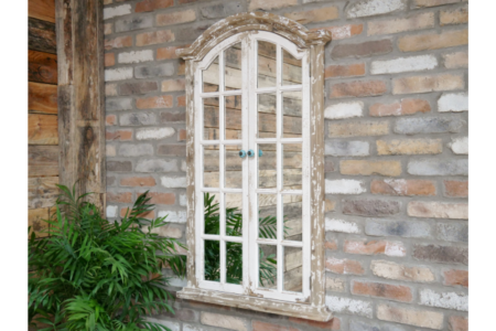 Miroir en forme de fenêtre style brocante